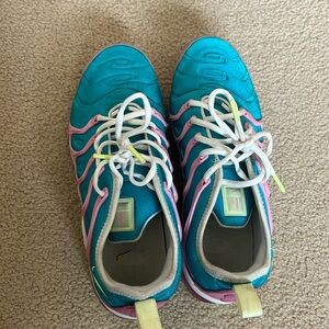 Nike vapormax plus women’s size 9